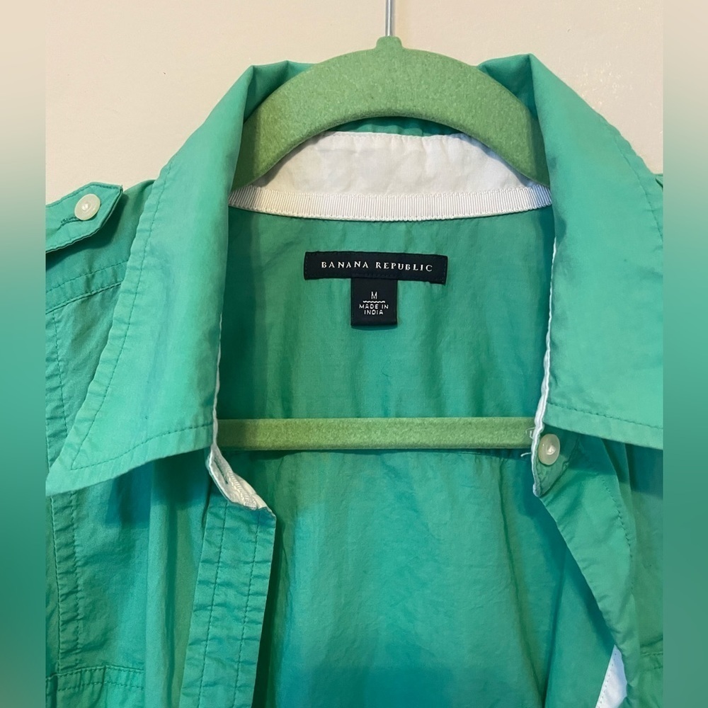 Banana Republic Green Button Down Shirt - Picture 5 of 9
